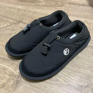 프릭스스토어 아웃도어 블랙 퀼팅 슬립온 모카신