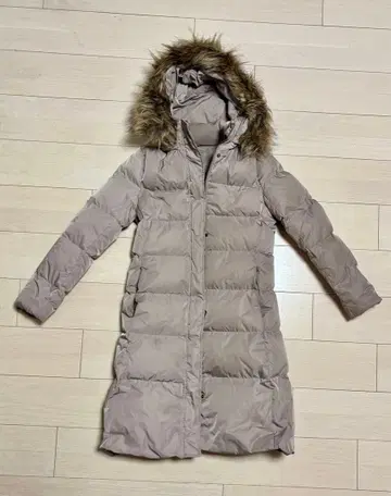 띠어리 럭스 다운 코트 36