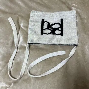 hood RV square beanie