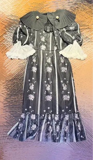 Swan kiss 원피스 블랙 레이스