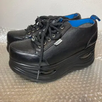 새상품급 요스케 통굽 쿠션 스니커즈 24.0 38