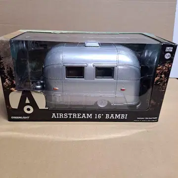 에어스트림 16' 밤비 캠핑카 그린라이트 미개봉
