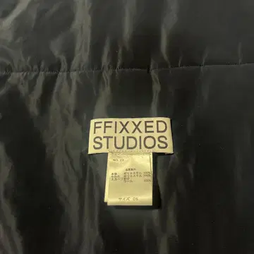 FFIXXED STUDIOS 다운 스톨 네이비