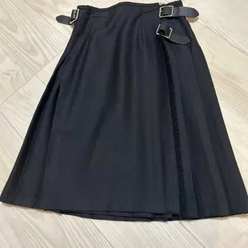 O'NEILL 블랙 플리츠 스커트 US8