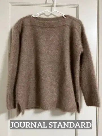 [새상품급] 저널 스탠다드 모 100% 복슬복슬 샤기 니트 보트넥