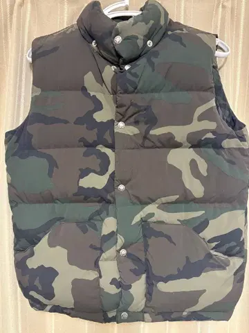 THE NORTH FACE 카모플라쥬 다운 베스트 XL