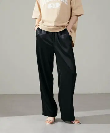 라루타의 라인 새틴 이지 팬츠