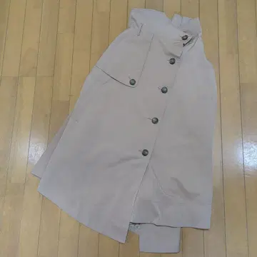 SNIDEL의 귀여운 디자인 하이웨스트 플레어 스커트