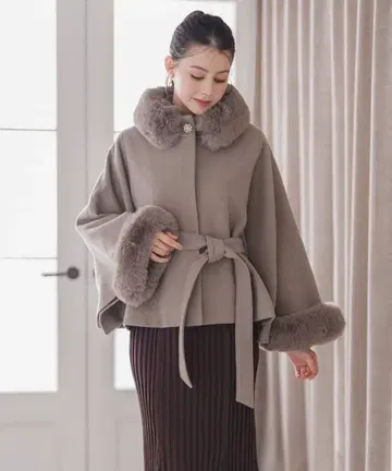 MISCH MASCH 미슈마슈 판초 코트 2025년 신상