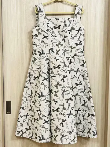 핸드메이드 고블랑 리본 무늬 오버롤 스커트