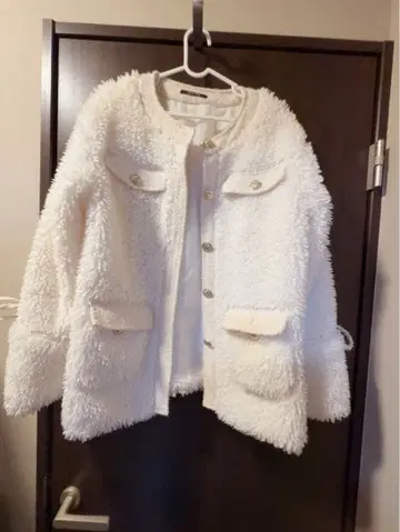 one way 보아 자켓 화이트