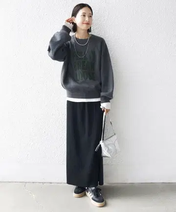 사가 자수 로고 니트 풀오버