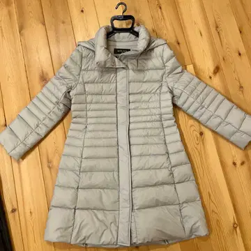 [이번 시즌] MICHEL KLEIN 다운 코트 사이즈 40