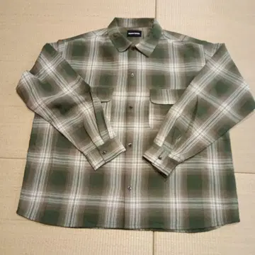 Danke Schon 단케 셰인 카키 긴팔 셔츠 미사용 중고 M 사이즈