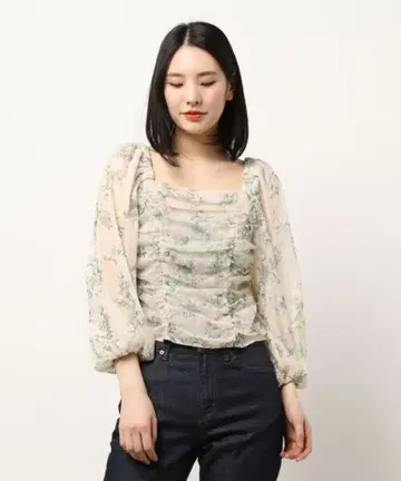 JILL STUART 튤 레이스 플라워 블라우스