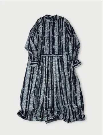 45R 45rpm 타페트의 드레스 사포나리아 플라워 프린트