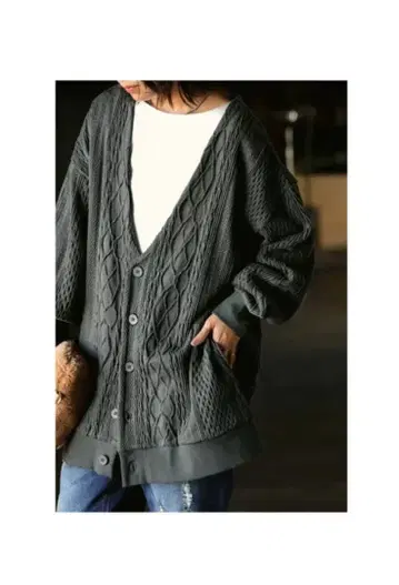 케이블 무늬 자카드 가디건