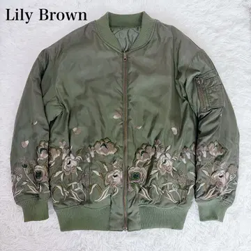 LlLlY BROWN 자수 다이아 퀼팅 리버서블 MA1
