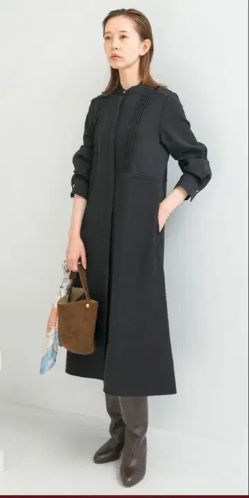 핀턱 스트레이트 원피스