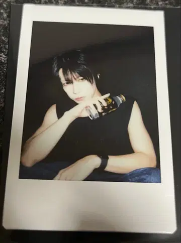 ViViD 폴라로이드 SHIN 1장