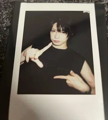 ViViD 폴라로이드 SHIN 1장