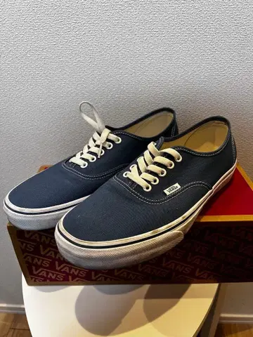 VANS 네이비 스니커즈