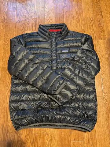 patagonia 블랙 다운 자켓 S