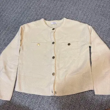 PLST 크림색 가디건 M 사이즈