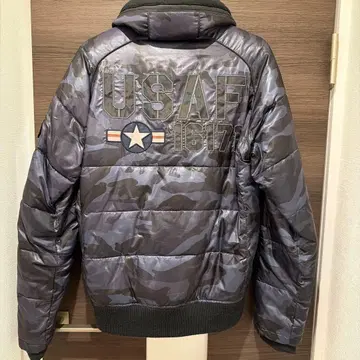 레어품 AVIREX 카모 패턴 다운 자켓 USAF