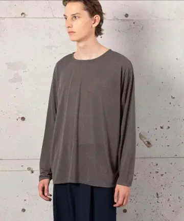 MB 스탠다드 드레이프 상의