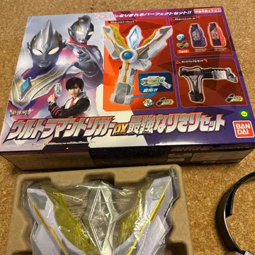 울트라맨 DX 최강 변신 세트