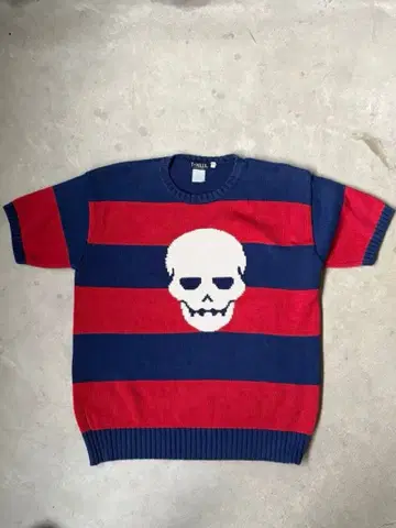T-HILLS 스컬 디자인 니트 스웨터 90s y2k 갸루 그런지