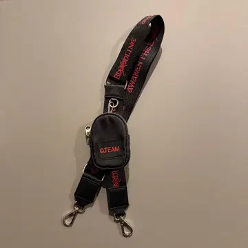 &TEAM 파우치 포함 숄더 스트랩