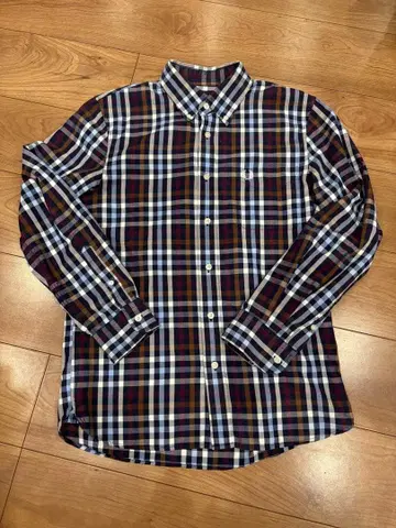 체크 무늬 버튼 다운 셔츠