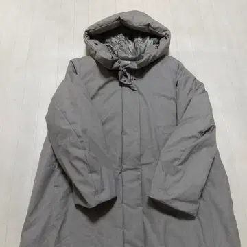 유니클로 다운 자켓 그레이