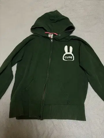 CUNE 다크 그린 후드티 M