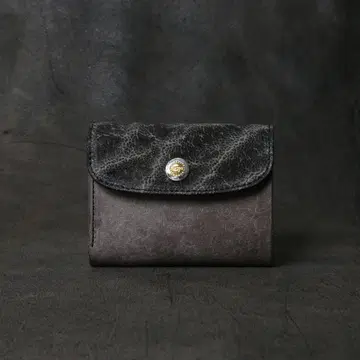 [ 새상품급 ] MOTO 가죽 지갑 접이식 지갑