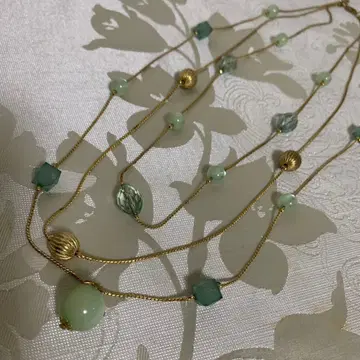 로라 애슐리 그린 목걸이