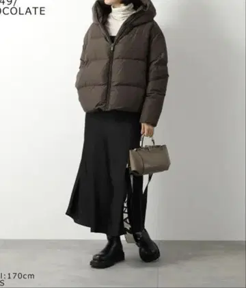 미사용에 가까운 BACON 베이컨 다운 자켓 W CLOUD 쇼콜라