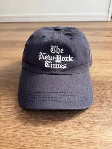 The New York Times 캡 네이비