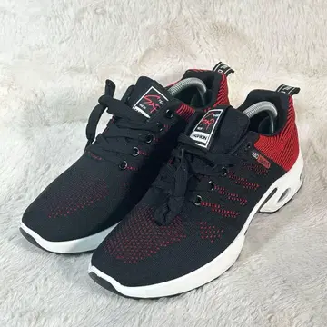 [새상품급] 워킹화 블랙/레드 스니커즈 러닝 스포츠