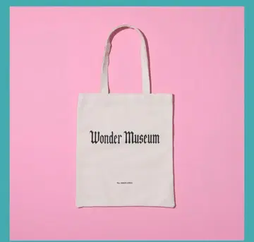 wonder museum 토트백 화이트