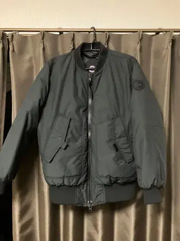 CANADA GOOSE 프레이저 봄버 자켓 다운 자켓 MA-1
