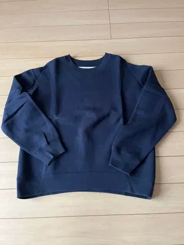 EEL ( 이일 ) 네이비 맨투맨