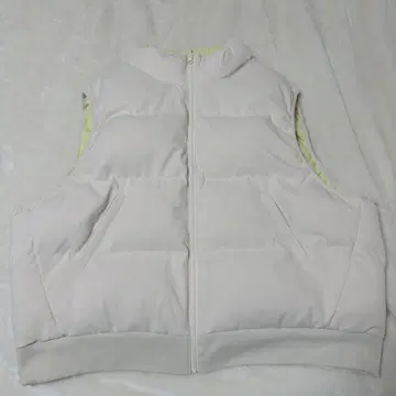 Naptime 퀼팅 다운 베스트 화이트/그린