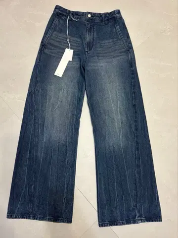 WYM 커브드 플레어 데님 슬랙스 인디고 블루