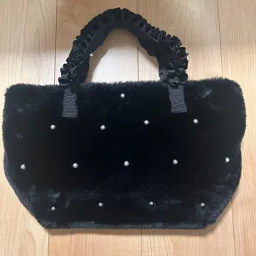 새상품급 tiedeur 티에드르 인조 모피 펄 프릴 백