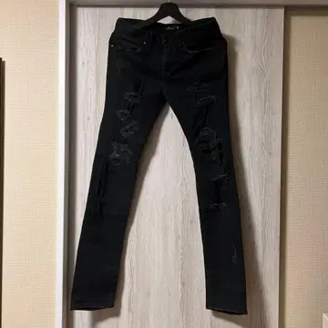 CIVARIZE 지바라이즈 데미지 가공 스키니 데님