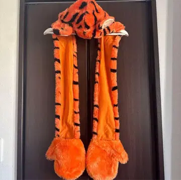 티거 머플러 캡