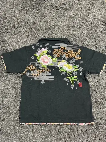 류기앗사쿠 블랙 꽃무늬 자수 피케 셔츠